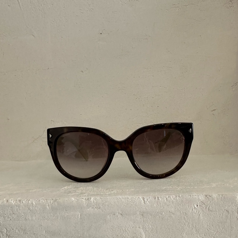 Prada Black and light green sunglasses - Picture 2 of 6